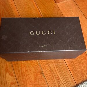 Gucci shoes box